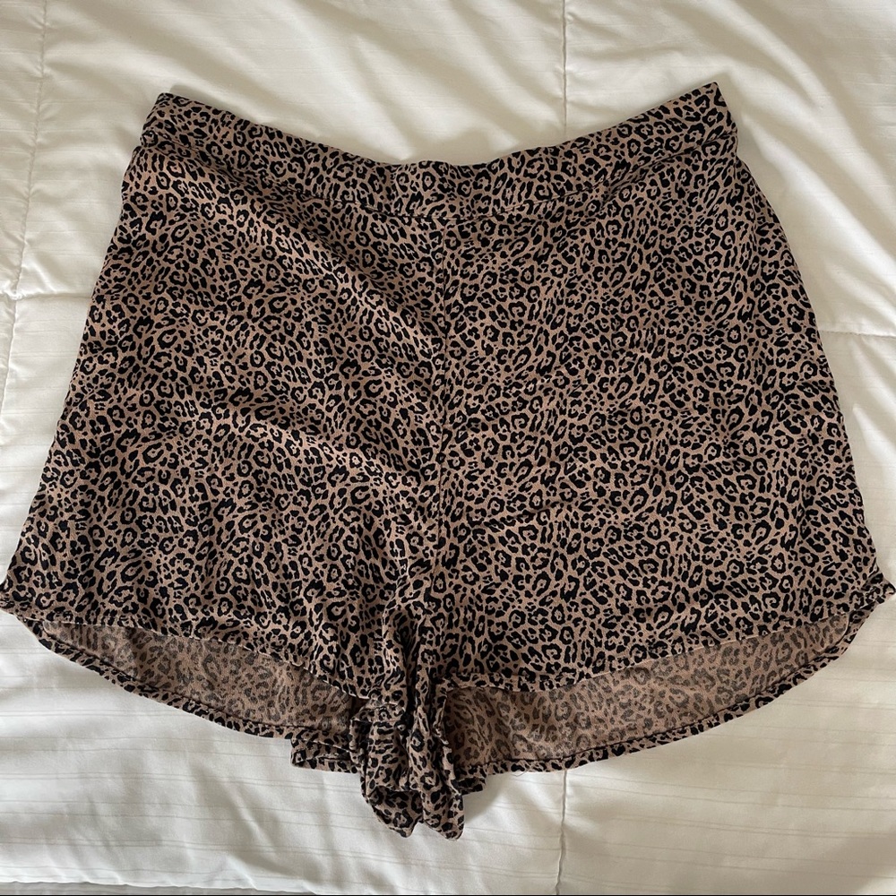 American Eagle Outfitters Leopard Print Brown Shorts